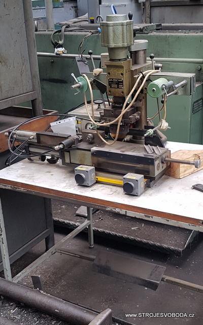 Teplorazící lis GPS-­8-­EP (Teplorazici lis Giulianelli GPS-8-EP - Giulianelli - GPS-8-EP - Hot embossing machine (1).jpg)